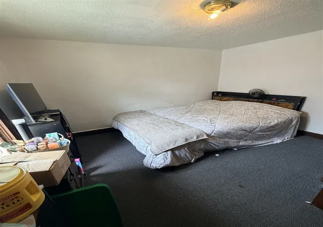 Listing Photo 4 - Condo for sale in building located at 1607 Elwood St, Muskegon, MI 49442-5873