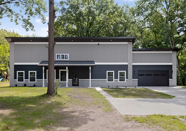 Photo 1 of Single family home for sale at 3153 College St, Niles, MI 49120 | MLS# 70547798 | Listing updated on 2026-09-16