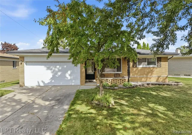 Photo 2 of Sale Pending at 27756 Newport Dr, Warren, MI 48088 4643 | MLS# 61024235 | Listing updated on 2026-09-10