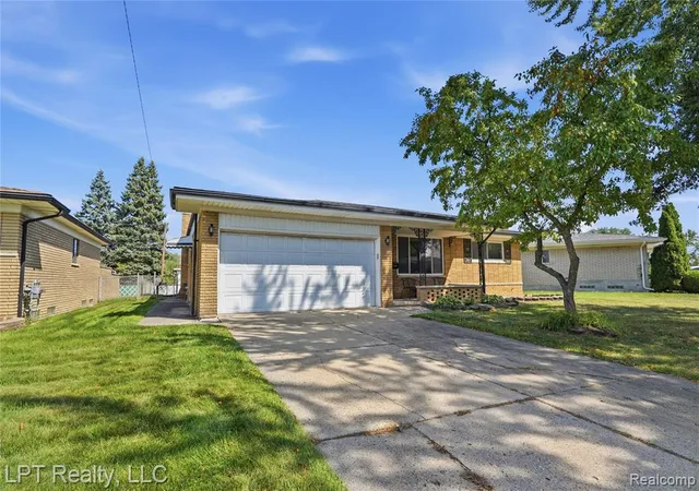Photo 3 of Sale Pending at 27756 Newport Dr, Warren, MI 48088 4643 | MLS# 61024235 | Listing updated on 2026-09-10