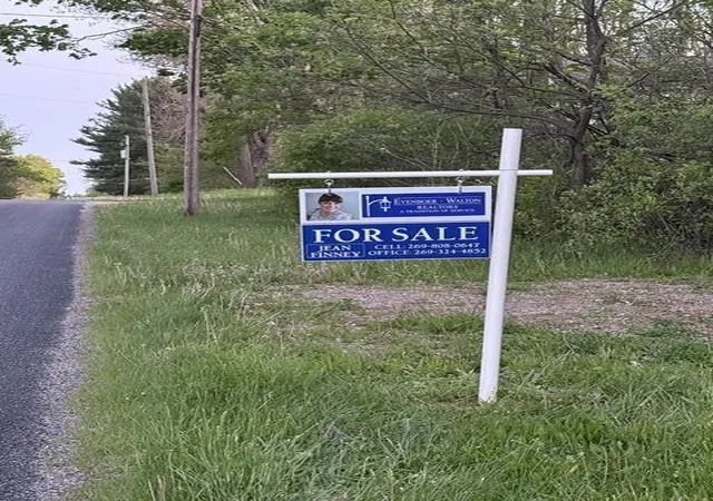 Homes for sale in Gobles, MI | 26260 37th St, Gobles, MI 49055 | MLS# 70530962