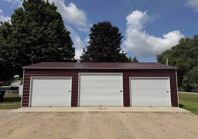 38th image of 7542 3rd St, Thompsonville, MI 49683 | MLS# 80072117