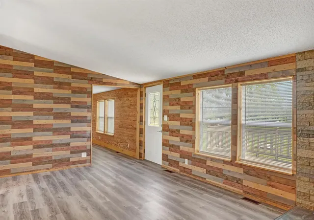 Homes for sale in Yale, MI | 13352 Norman Rd, Yale, MI 48097 | MLS# 50209269