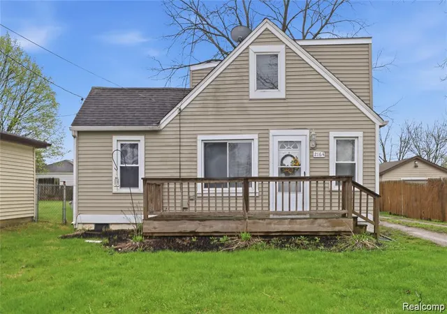 31st image of 2164 Savoy Ave, Burton, MI 48529 | MLS# 60992211