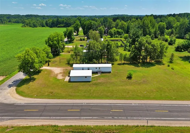 Homes for sale in Howard City, MI | 9479 N Bailey Rd, Howard City, MI 49329 | MLS# 70543752