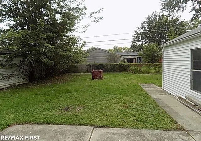 Photo 4 of Sale Pending at 23830 Deziel St, Saint Clair Shores, MI 48082 | MLS# 50188479 | Listing updated on 2026-07-22