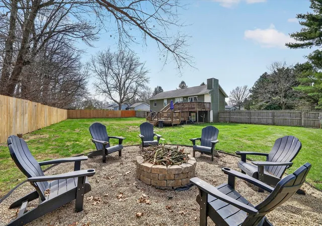 3rd image of 15001 Jimmy Dr, Vicksburg, MI 49097 | MLS# 70524423