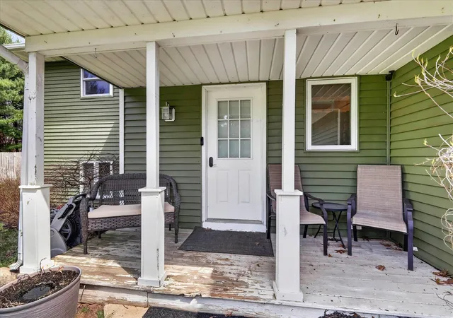 4th image of 15001 Jimmy Dr, Vicksburg, MI 49097 | MLS# 70524423