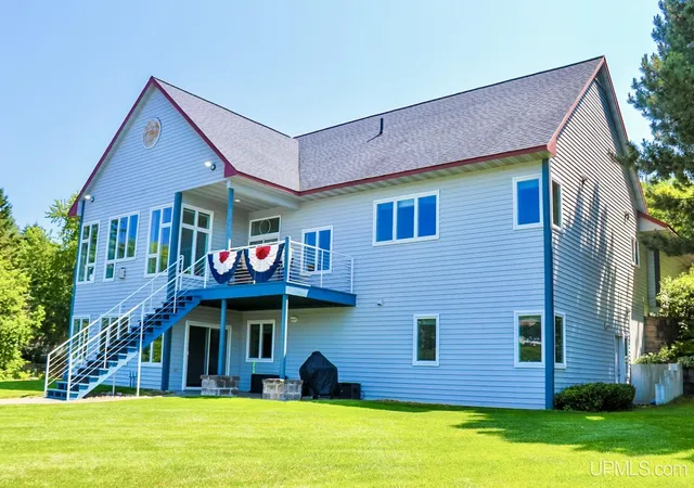 Photo 3 of Single family home for sale at 19050 Canal Rd, Houghton, MI 49931 | MLS# 50214497 | Listing updated on 2026-08-20