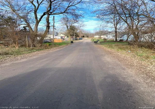 2nd image of 3512 Barcey Ct, Burton, MI 48529 | MLS# 60386788