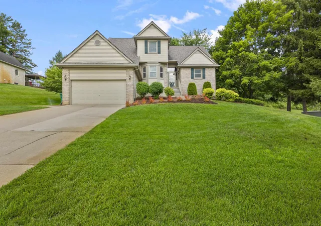 3rd image of 70351 Hillside Ct, Bruce Twp, MI 48065 | MLS# 50213967