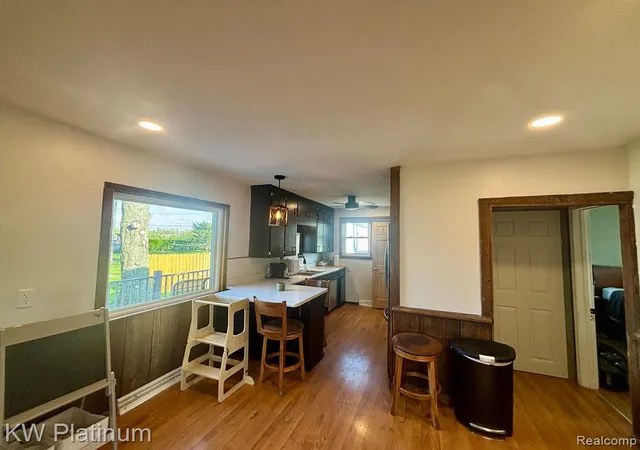 Homes for sale in Fort Gratiot, MI | 3261 Keewahdin Rd, Fort Gratiot, MI 48059 | MLS# 60992843
