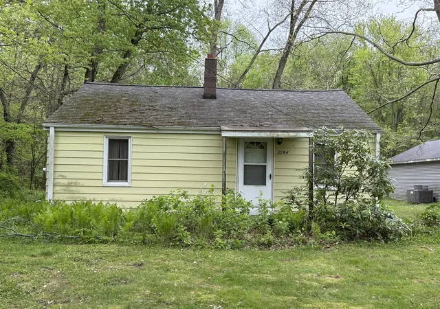 Homes for sale in Niles, MI | 2264 White St, Niles, MI 49120 | MLS# 70530308
