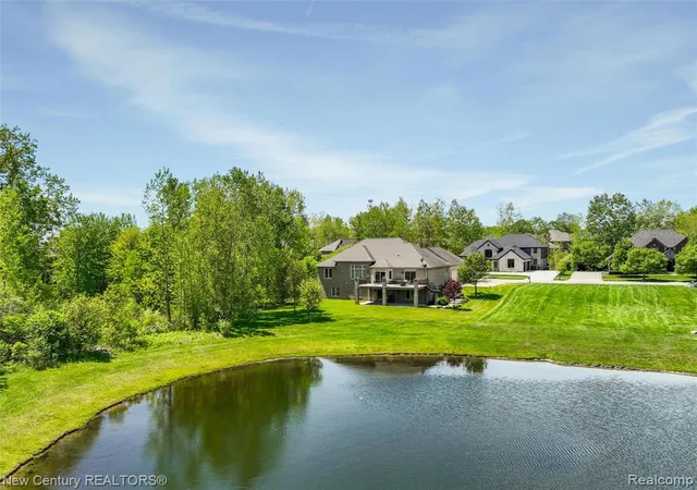 60th image of 55490 Whispering Hills Dr, Shelby Township, MI 48316 | MLS# 60995922