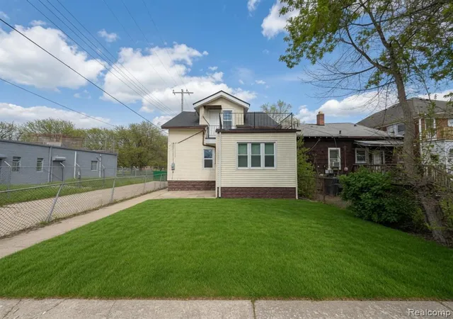 2nd image of 15935 Normandy St, Detroit, MI 48238 | MLS# 61008505