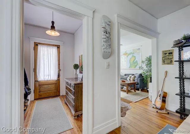 4th image of 1728 Parker St, Detroit, MI 48214 | MLS# 60991604