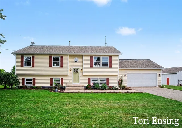 Photo 3 of Sale Pending at 9137 Peterson St, Rockford, MI 49341 | MLS# 70542332 | Listing updated on 2026-07-28