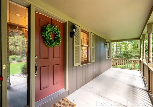 Photo 3 of Sale Pending at 3597 Tricklewood Dr, Grand Rapids, MI 49546 | MLS# 70554972 | Listing updated on 2026-08-29