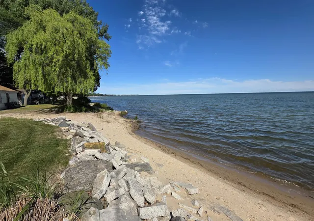 Homes for sale in Au Gres, MI | 3804 E Michigan Ave #Lot: 13-14, Au Gres, MI 48703 | MLS# 80070391