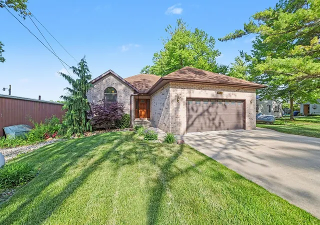 Homes for sale in Sanford, MI | 5531 N Clarence Ct, Sanford, MI 48657 | MLS# 50209603