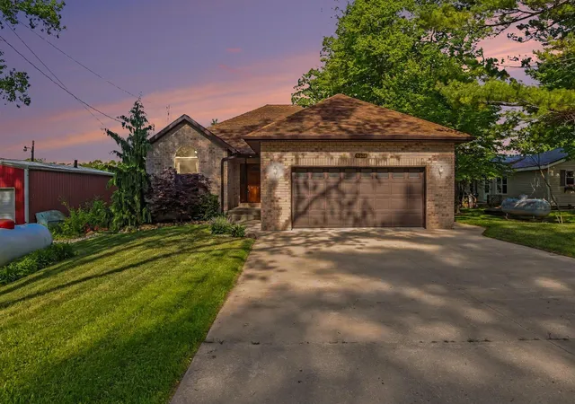 Homes for sale in Sanford, MI | 5531 N Clarence Ct, Sanford, MI 48657 | MLS# 50209603