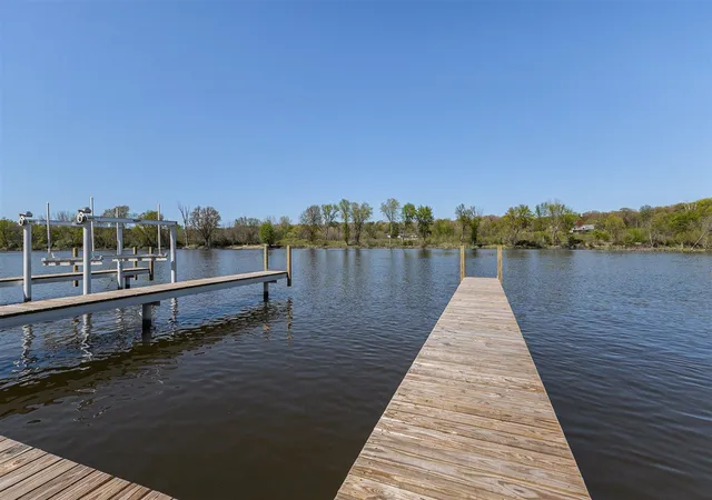 4th image of 10371 N Cedar Dr, Grand Haven, MI 49417