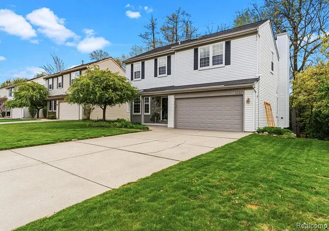 4th image of 1558 Chelsea Cir, Howell, MI 48843 | MLS# 60993310