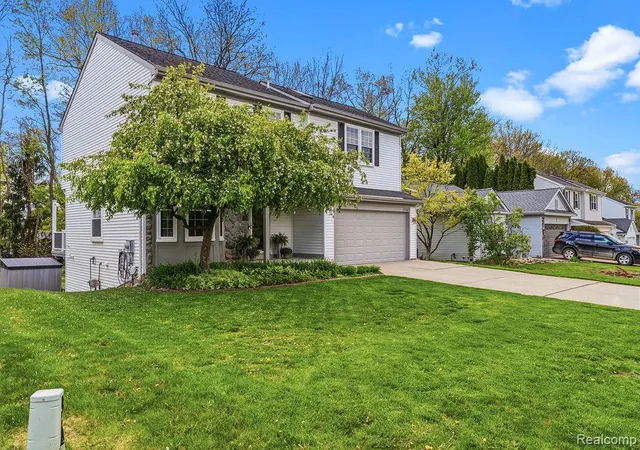 5th image of 1558 Chelsea Cir, Howell, MI 48843 | MLS# 60993310