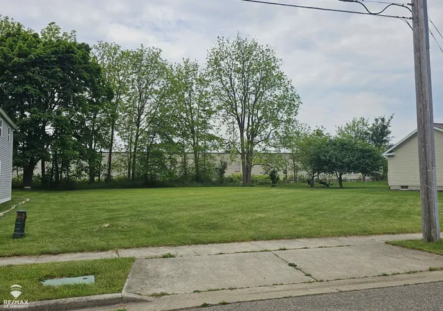 Homes for sale in Owosso, MI | 1623 Lynn St, Owosso, MI 48867 | MLS# 50213640