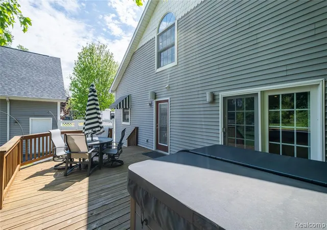 5th image of 1255 Glendale St, Burton, MI 48509 | MLS# 60997141