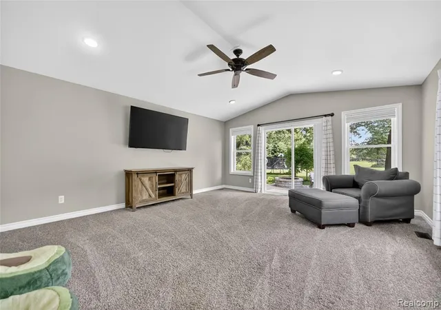 Homes for sale in Gregory, MI | 13635 Unadilla Rd, Gregory, MI 48137 | MLS# 61001304