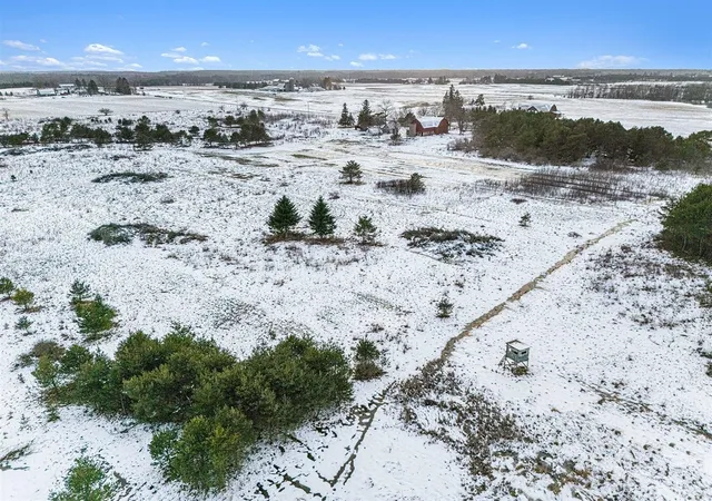 Photo 31 of Sale Pending at 4646 N Anderson Rd, Ludington, MI 49431 | MLS# 70511288 | Listing updated on 2026-08-05