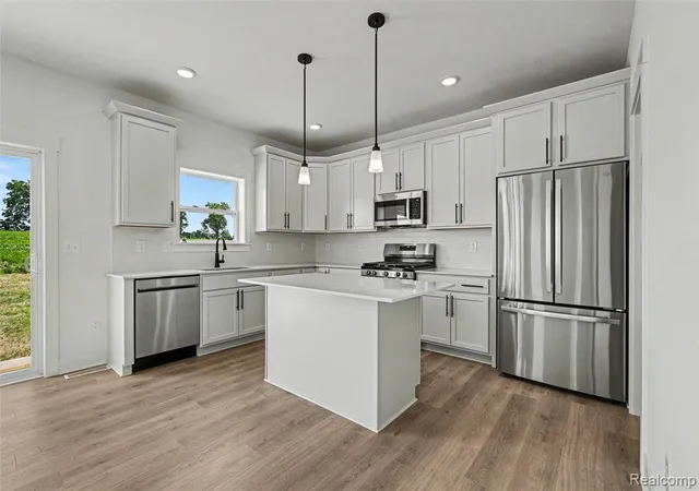 4th image of 5421 Lily Ann Ln, Dryden, MI 48428 | MLS# 60999651