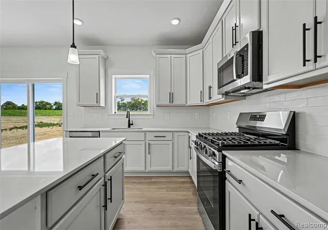 5th image of 5421 Lily Ann Ln, Dryden, MI 48428 | MLS# 60999651