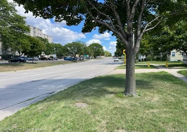 2nd image of 35757 E Michigan Ave, Wayne, MI 48184 | MLS# 60930868