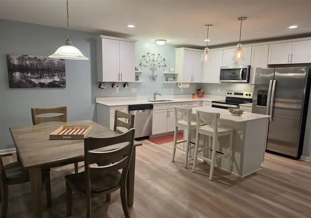 4th image of 10340 Swan Lake Cir, Ypsilanti, MI 48197 | MLS# 70532434