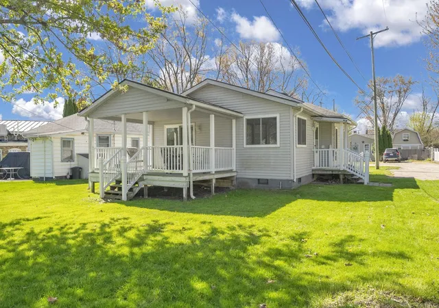 Homes for sale in Lexington, MI | 7329 Elm Rd, Lexington, MI 48450 | MLS# 50207275