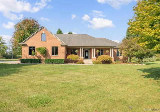 Homes for sale in Cottrellville, MI | 7030 Marsh Rd, Cottrellville, MI 48039 | MLS# 60993644