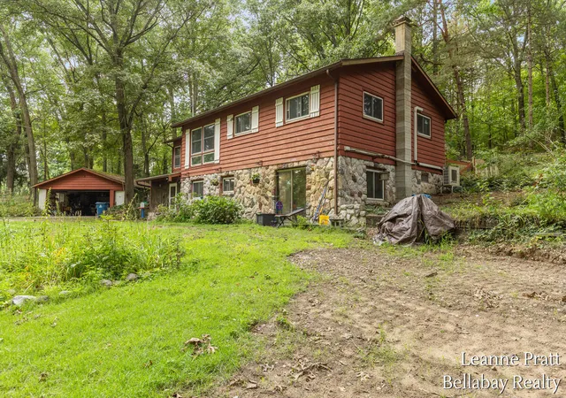5th image of 817 W Kirby Rd, Battle Creek, MI 49017 | MLS# 70552419