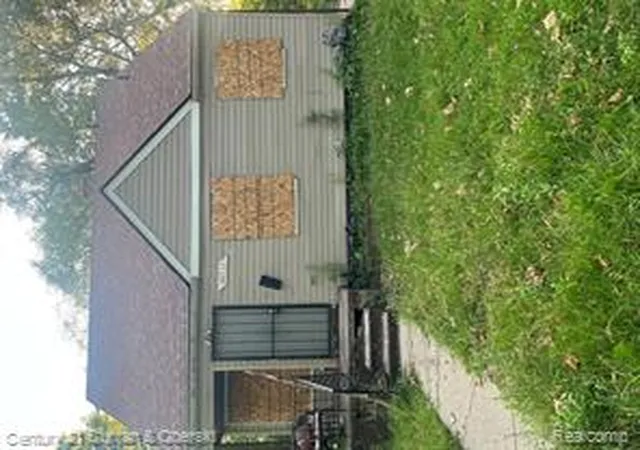 Homes for sale in Detroit, MI | 19711 Bentler St, Detroit, MI 48219 | MLS# 61009626