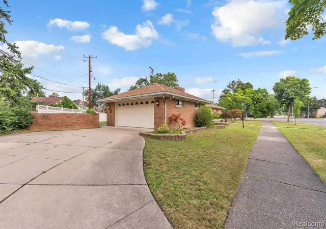 Photo 3 of Single family home for sale at 7771 Esper Blvd, Dearborn, MI 48126 | MLS# 61019680 | Listing updated on 2026-08-11