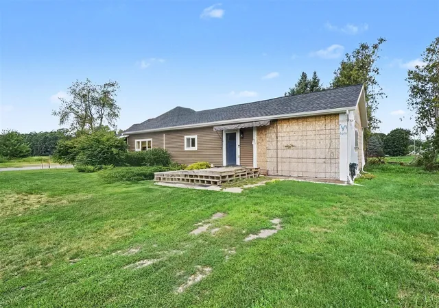 3rd image of 2601 S Derby Rd, Sidney, MI 48885 | MLS# 70551171
