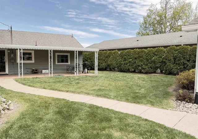 3rd image of 6505 Swallow Dr, Harrison, MI 48625 | MLS# 50208711