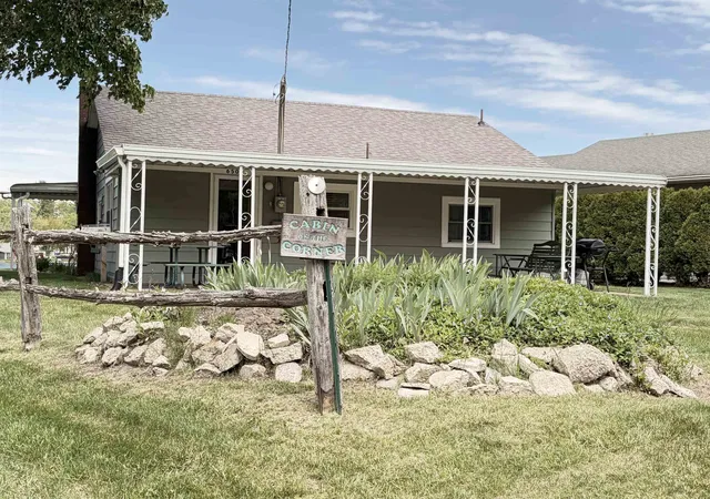 4th image of 6505 Swallow Dr, Harrison, MI 48625 | MLS# 50208711