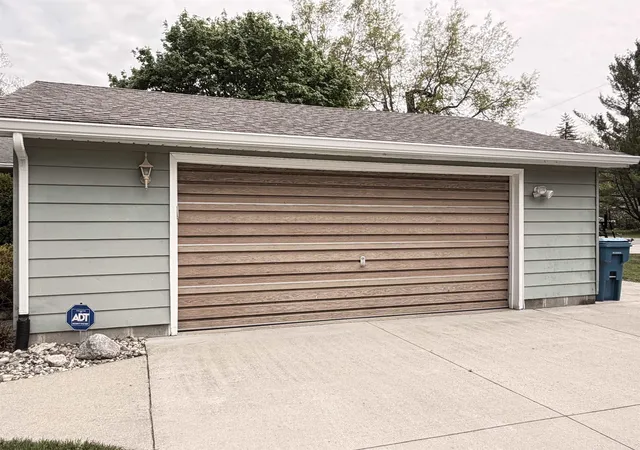 5th image of 6505 Swallow Dr, Harrison, MI 48625 | MLS# 50208711