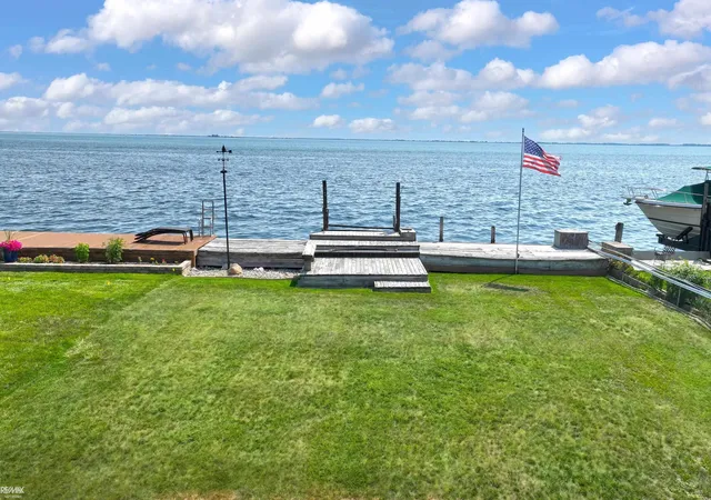 34th image of 37854 Lakeshore Dr, Harrison Township, MI 48045 | MLS# 50218776