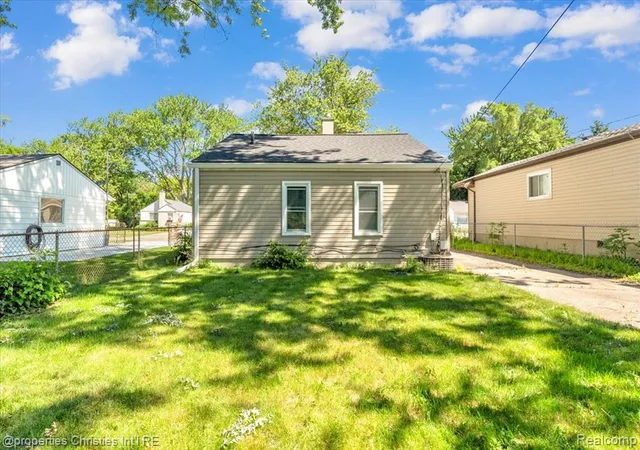 Homes for sale in Hazel Park, MI | 1754 E Harry Ave, Hazel Park, MI 48030 | MLS# 61000466