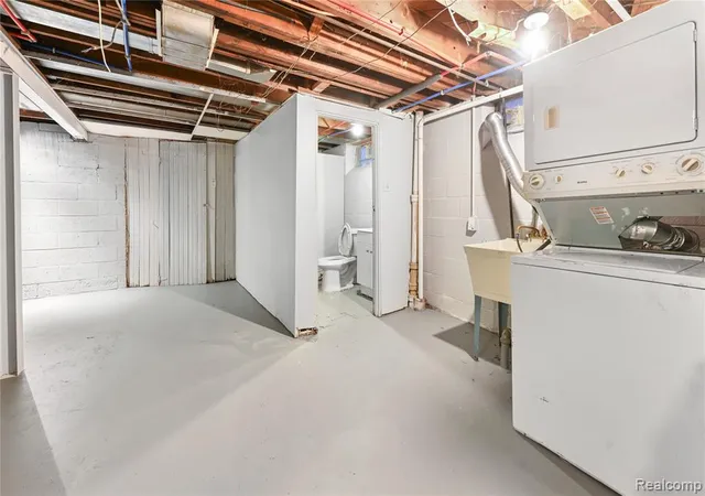 16th image of 11675 Laing St, Detroit, MI 48224 | MLS# 60960861