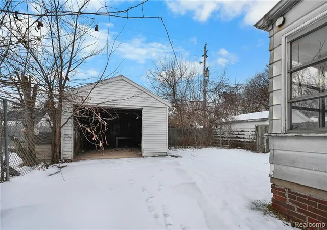 5th image of 11675 Laing St, Detroit, MI 48224 | MLS# 60960861
