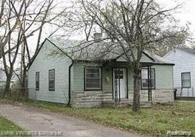 Photo 1 of Single family home for sale at 8246 Braile St, Detroit, MI 48228 2806 | MLS# 61024407 | Listing updated on 2026-08-26